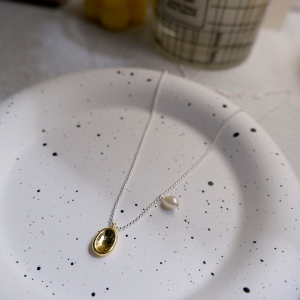 Asymmetrical Pearl Necklace