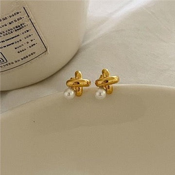 X Dainty Pearl Stud Earrings