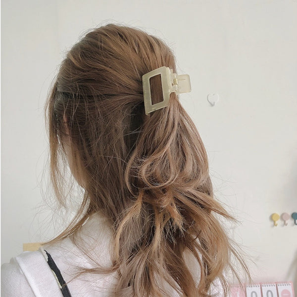 Medium rectangular Hair Claw