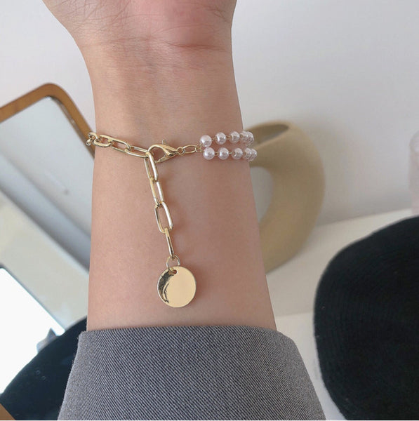 Classic vintage Gold Bracelet