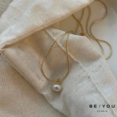 A Freshwater Pearl Necklace