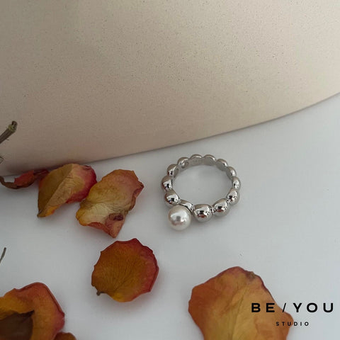 Silver Pearl Bubble Ring